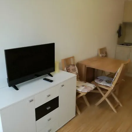 Gerber 1 Apartment *
